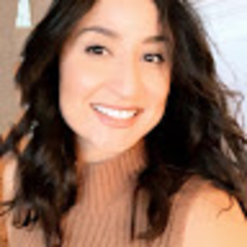 Meet your Posher, Elissa